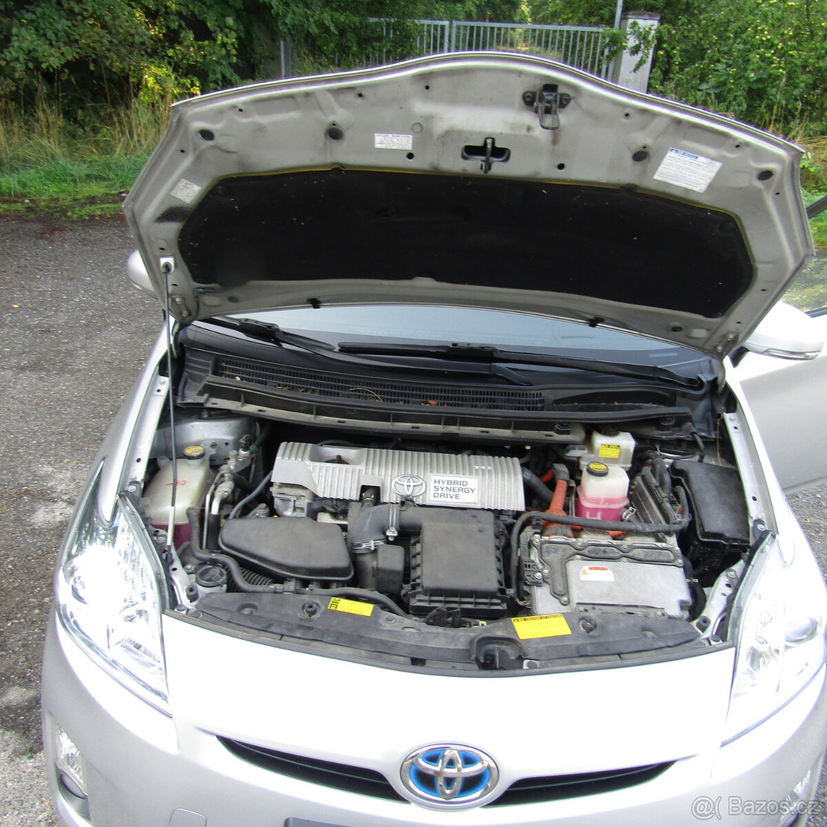 Toyota Prius 1,8i 73kw HYBRID, PLNÝ SERVIS TOYOTA, 121tkm - 12