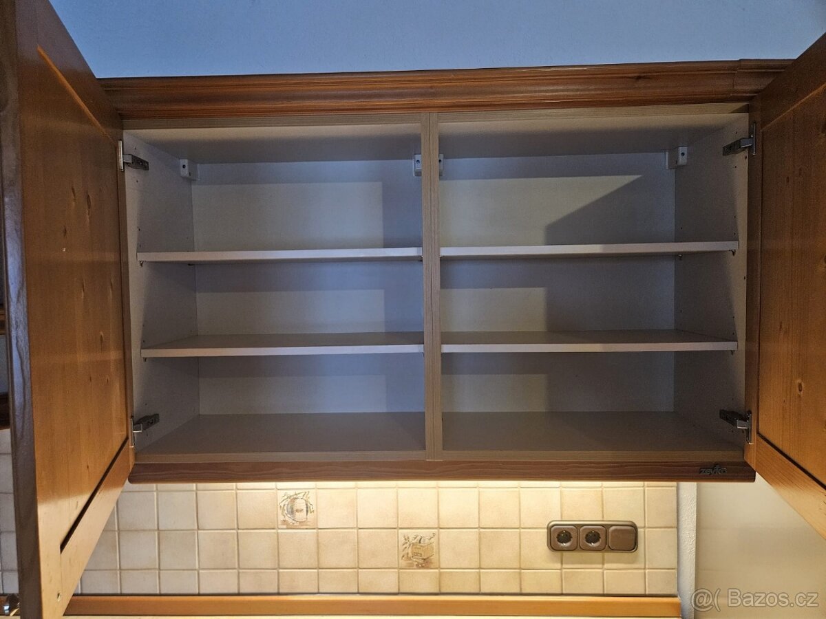 Masivní kuchyňská linka z Německa se spotřebiči - 12