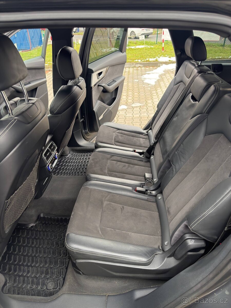 Audi q7 - 12