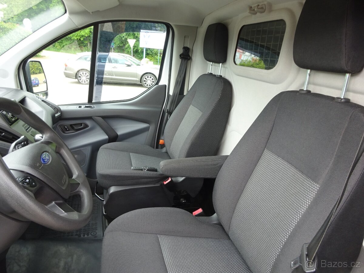 Ford Transit Custom 2.2 TDCI r.v.2016 74 kw ČR - 12