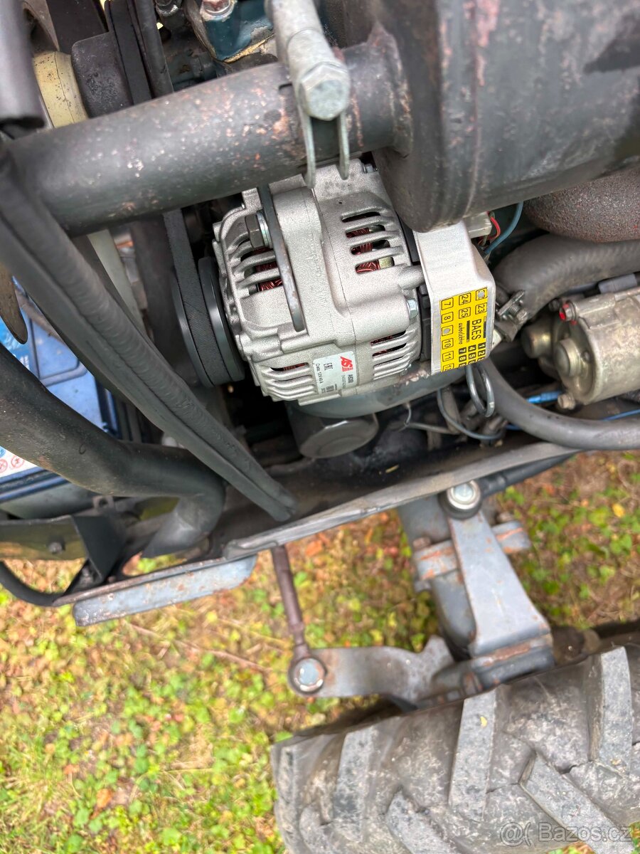 Malotraktor Kubota Aste 4x4. - 12