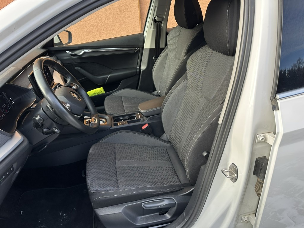 Škoda Octavia 2.0 TDi 110kW DSG - 12