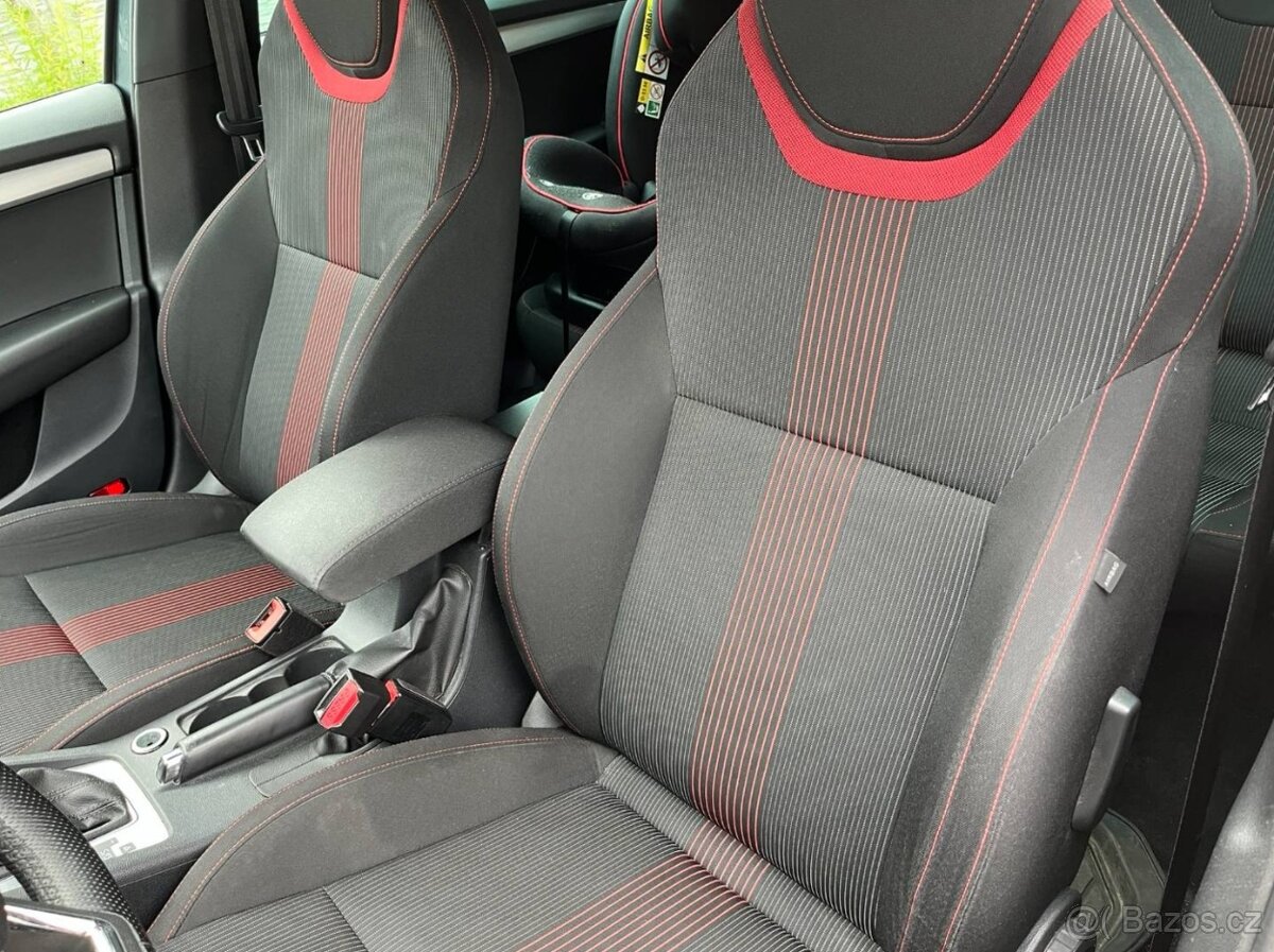 Škoda Octavia Combi 1.6 TDI DSG - 12