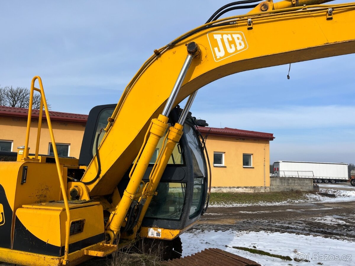 JCB JS 130 - 12