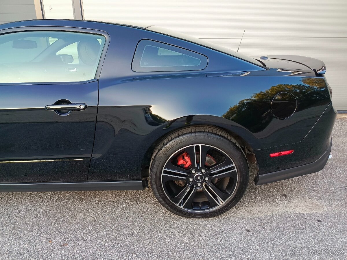 Ford Mustang GT 5.0 V8 Coyote - MANUAL - 12