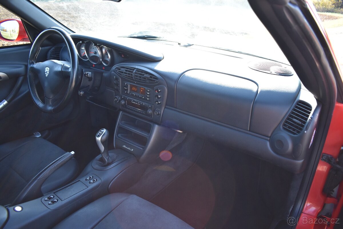 PORSCHE BOXSTER 986 3,2 S - SERVISKA,PŮVODNÍ STAV,1.MAJ - 12