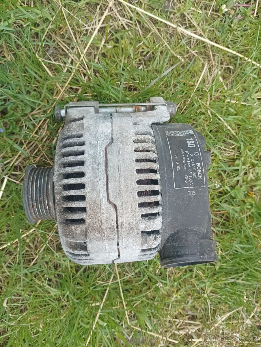 Saab 9-5 3.0 V6 - motor, alternátor, klimakompresor, servo - 12