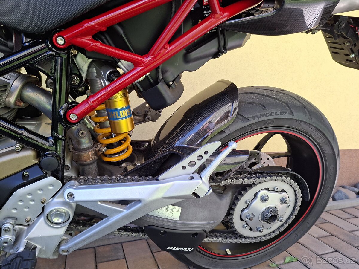 Docati Hypermotard 1100S - 12