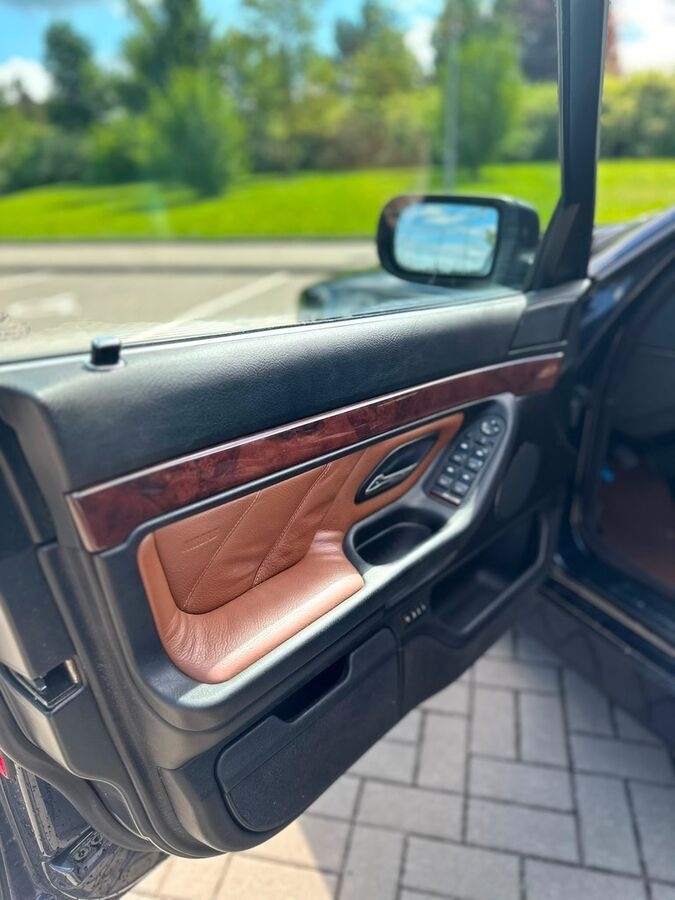 BMW 740d E38 | 2002 | 250 000 km - 12