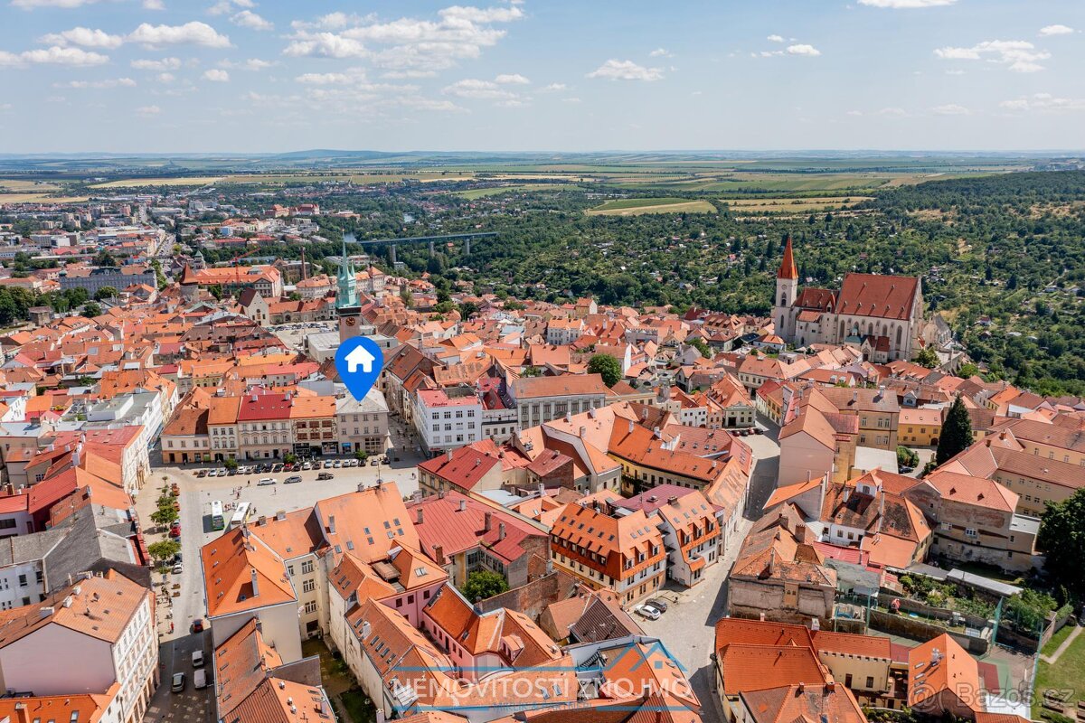Prodej činžovního domu, centrum města Znojma, ul. Horní námě - 12