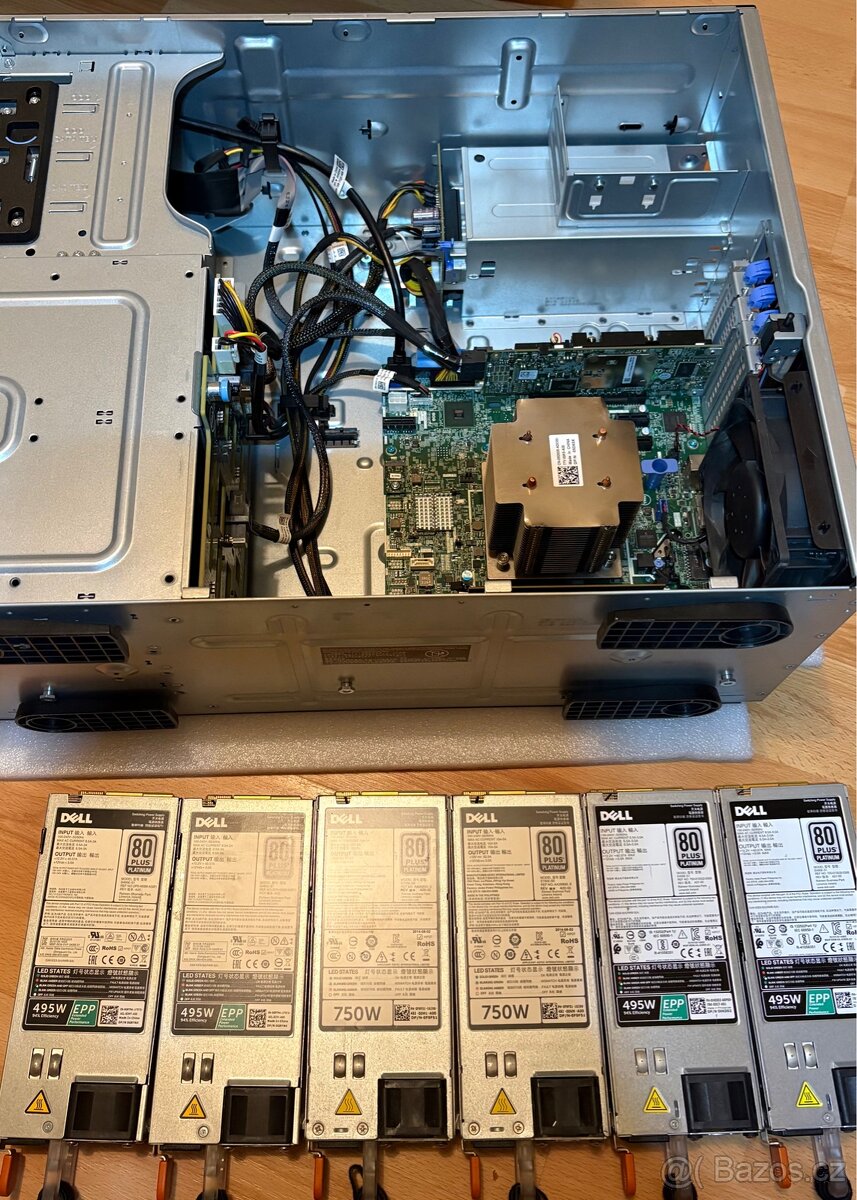 Dell PowerEdge R730 server - 12