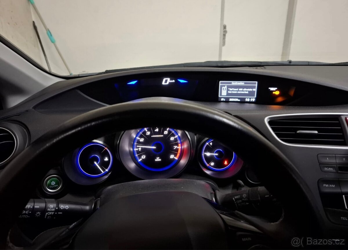 Honda Civic 1.8 i VTEC - 12