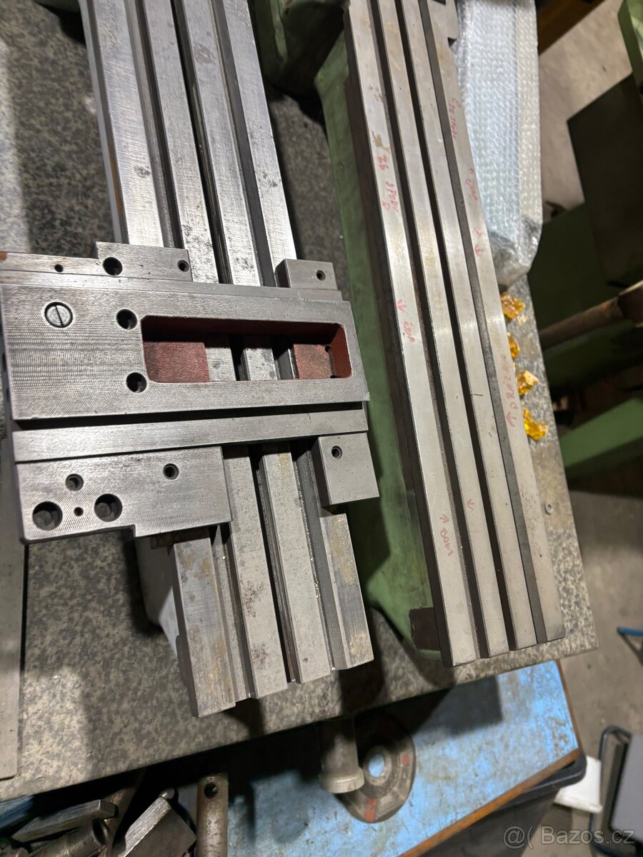 Prodám dílce k soustruhu MN 80 - 12