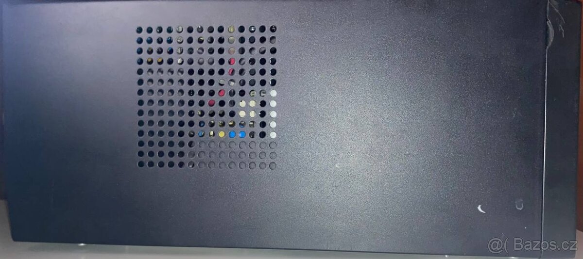 APC Smart-UPS SMT750I – nová baterie 2024, plně funkční - 12