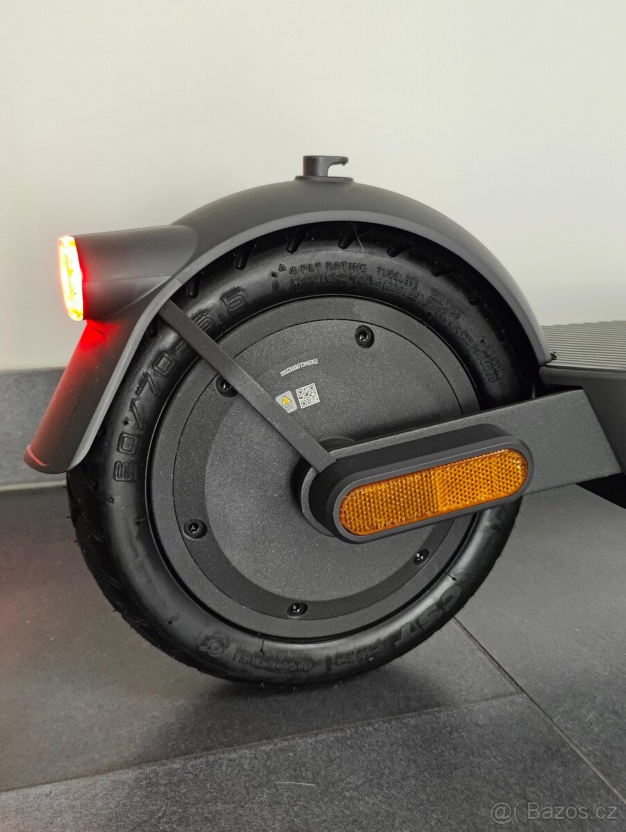 Elektrokoloběžka Xiaomi Electric Scooter 5 EU - 12