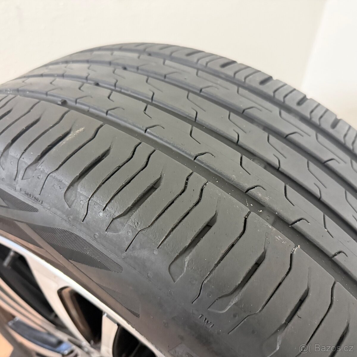 NISSAN QASHQAI 5x114,3 R19 ET40+LETNÍ 225/45R19 7m - 12