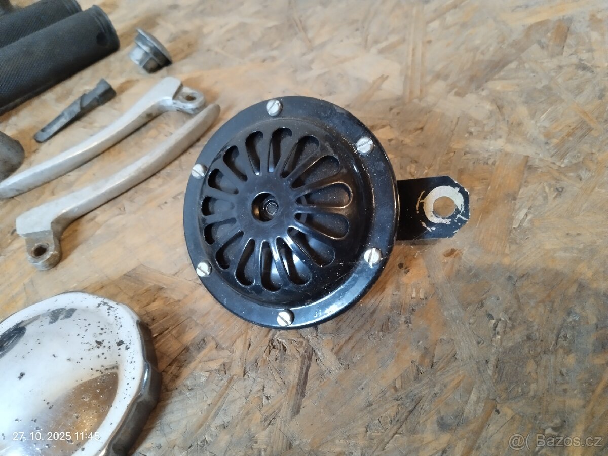 Jawa pérák, Ogar 350, ČZ 150C, Jawetta, pařez - 12