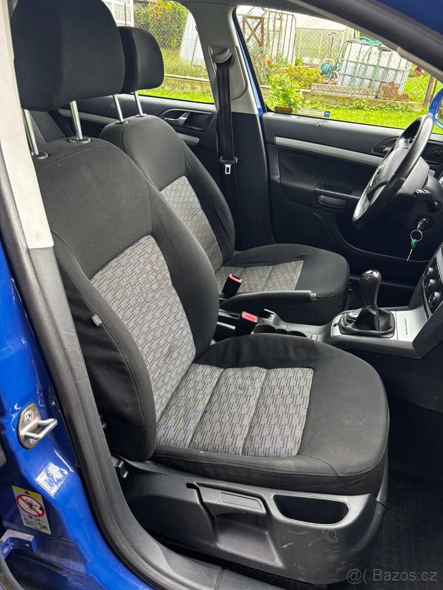 Škoda Octavia 2 1.6TDi 77kW, RV 2010, Kombi, Tažné, ALU - 12