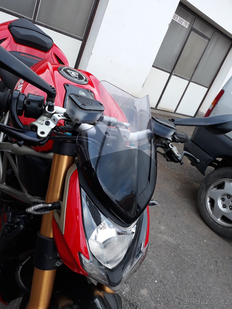 DUCATI STREETFIGHTER 1098S - 12