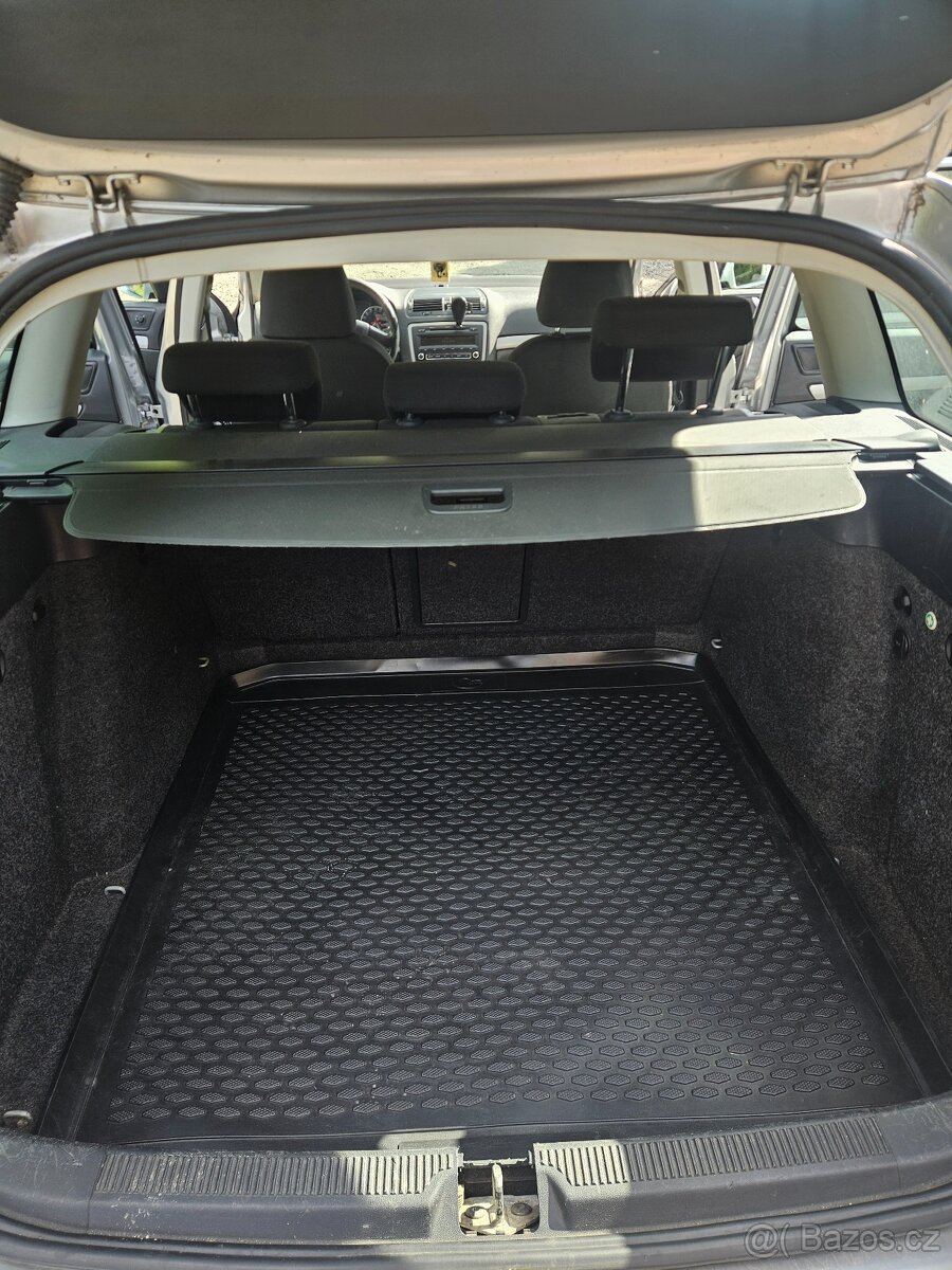 Škoda Octavia 2 1.6 77kW Combi - 12