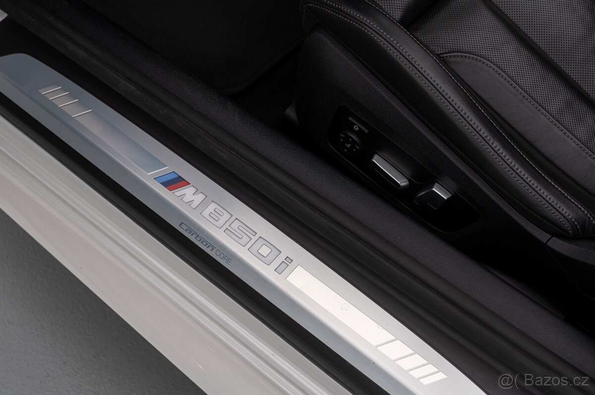 BMW M850i xDrive Cabrio LCI Zár. 2027 - 12