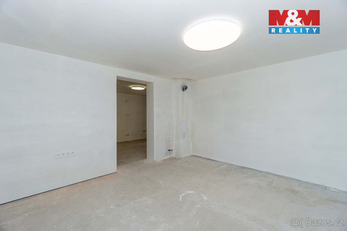Prodej rodinného domu, 110 m², Horní Jelení, ul. Dvorská - 12