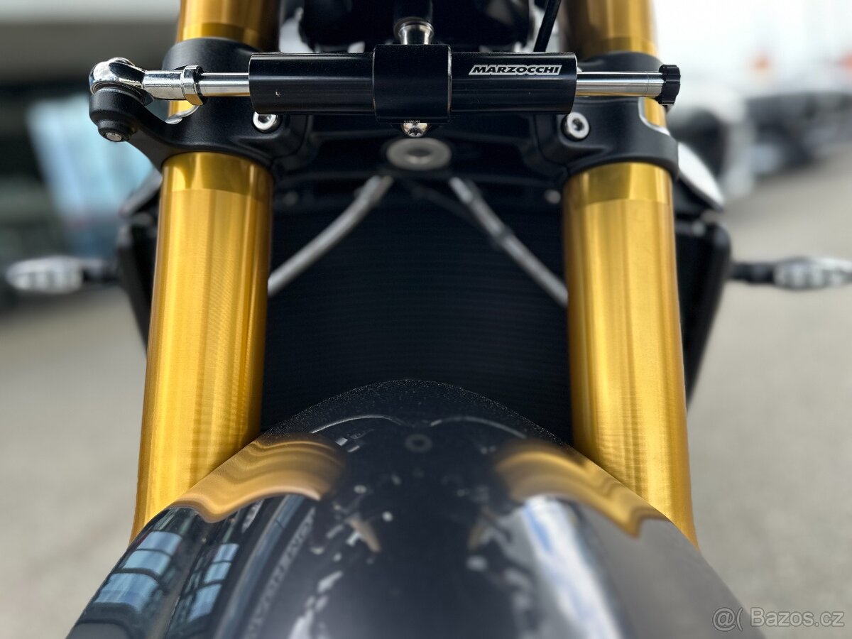 Nový Triumph Speed Triple 1200 RS - 12