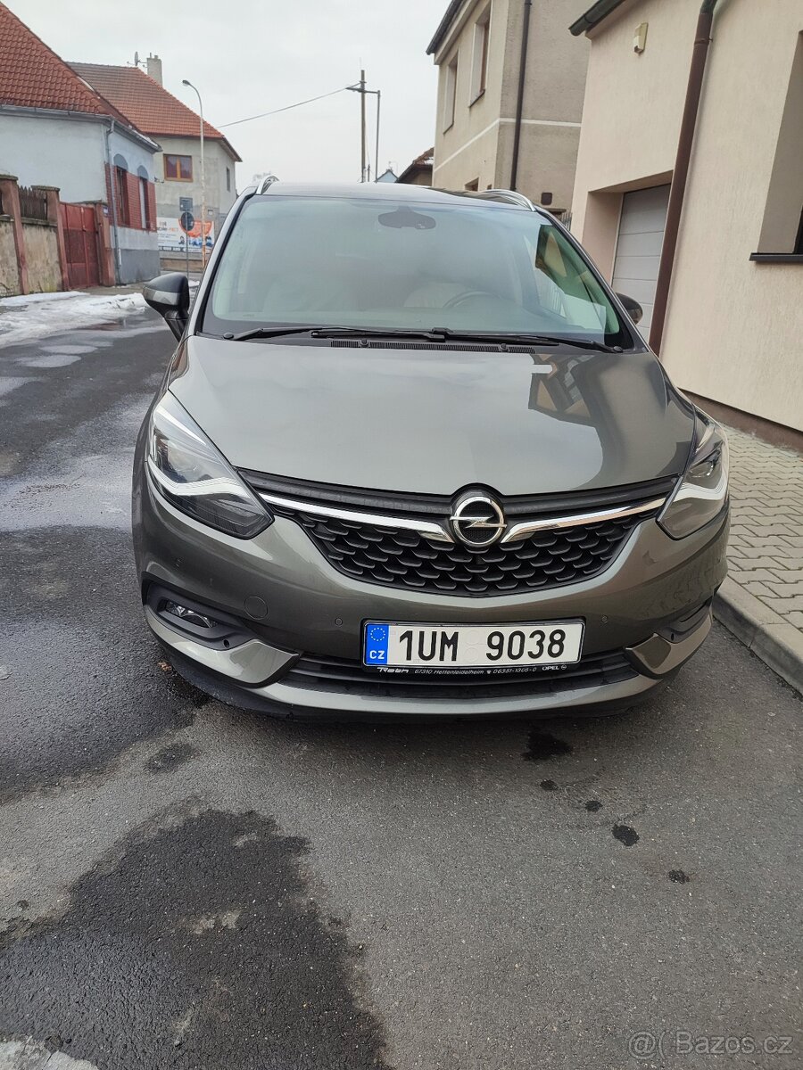 Opel Zafira 2.0 cdti 96kw - 12