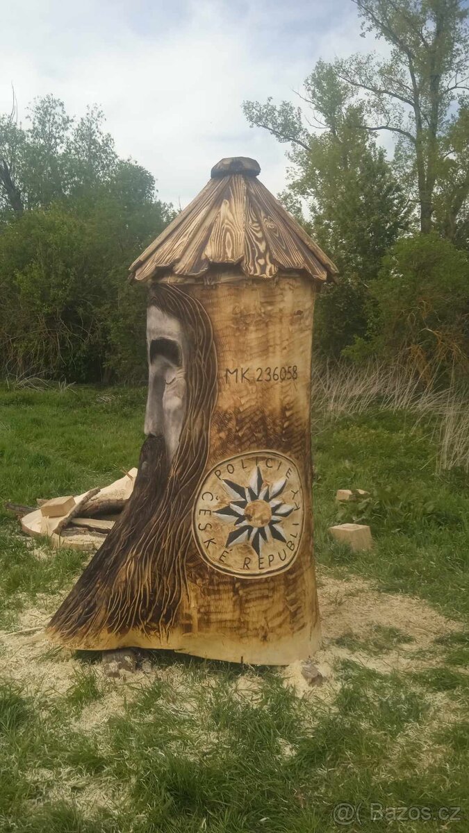 dřevěné sochy, výrob klátů, včelí ůly od známého sochaře - 12