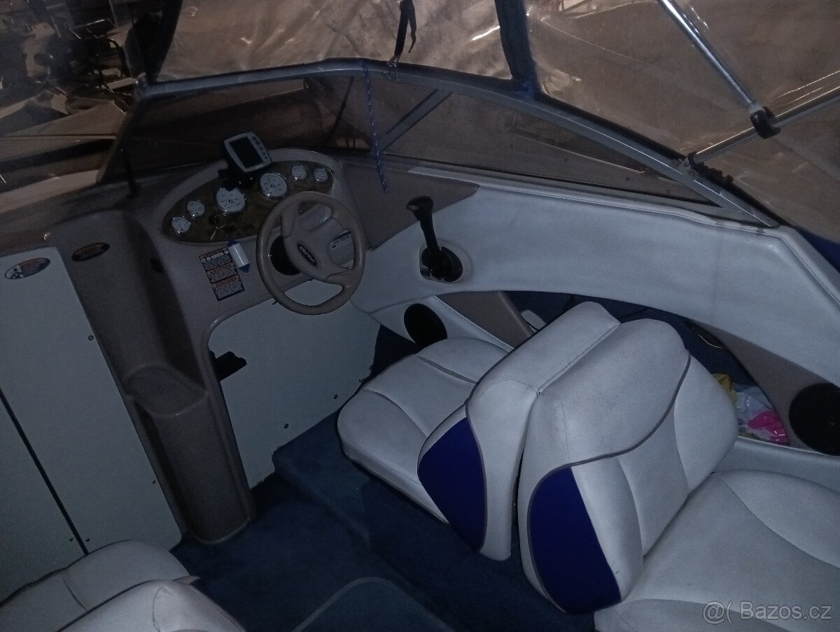 Bayliner 1952 RV 2002 - 12