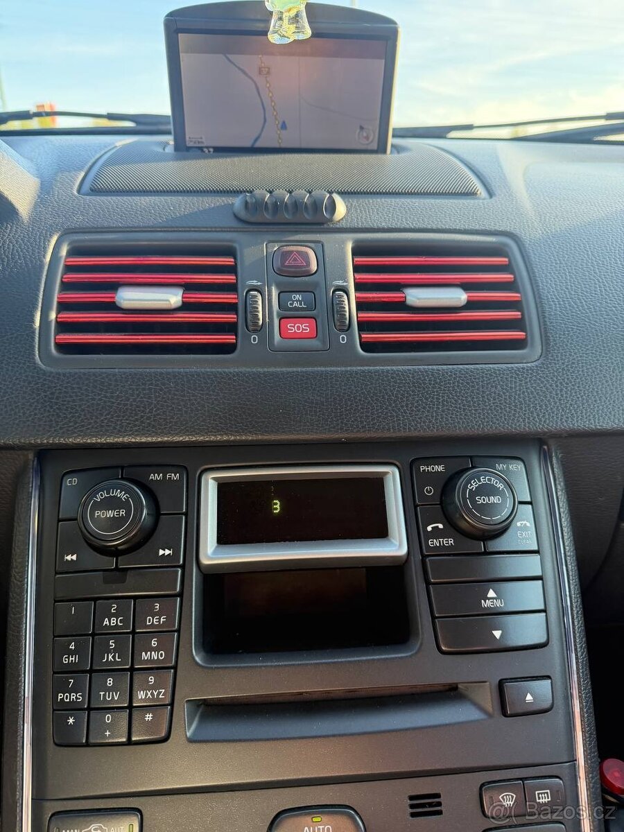 Volvo XC90 - 12