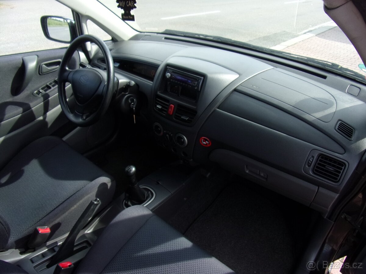 PRODÁM Suzuki Liana 1.6i KLIMA NOVÁ STK - 12