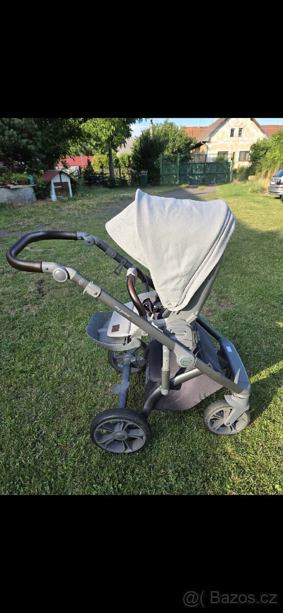 Kočárek, autosedačka - 12