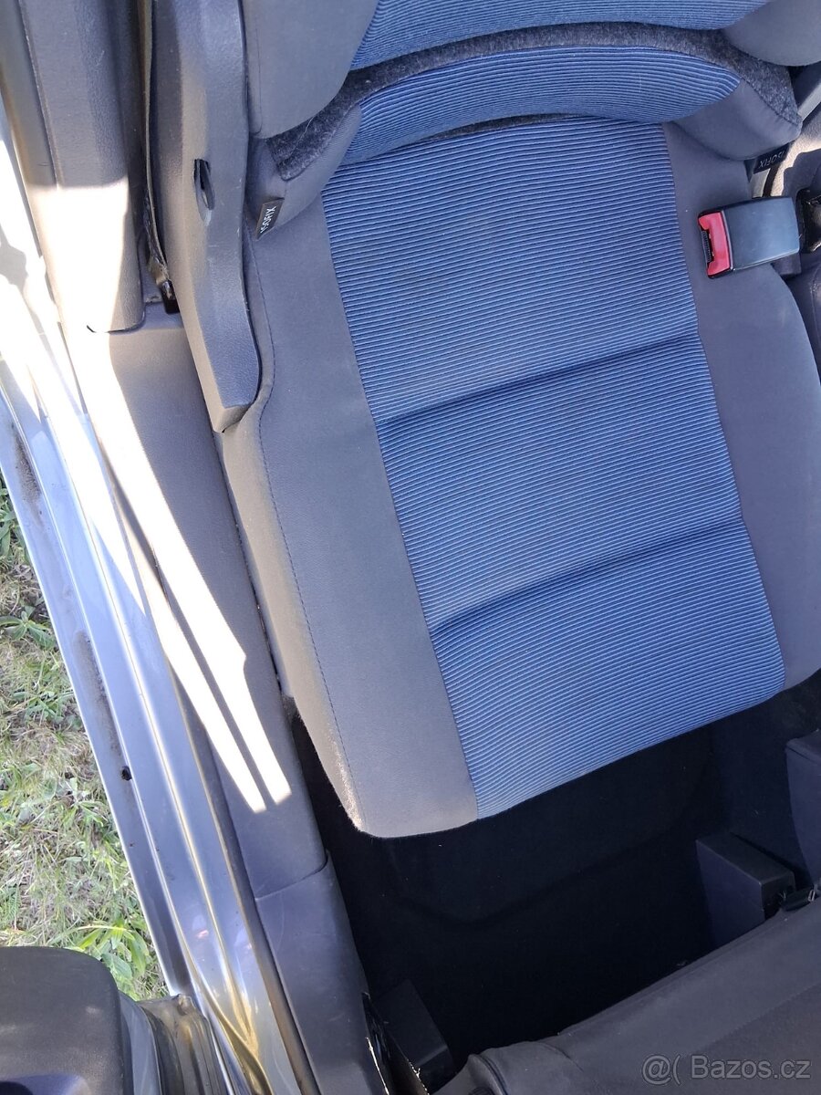 Vw touran 1.9 TDI 77kW - 12