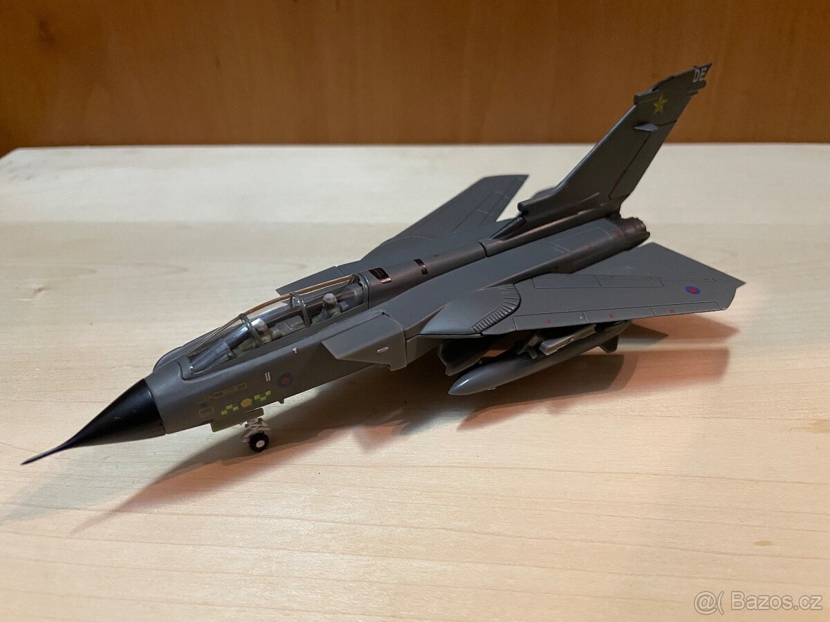 Kovové modely letadel (1:72,1:100) - 12