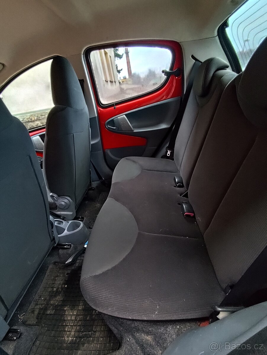 Prodám Citroën C1 - 12