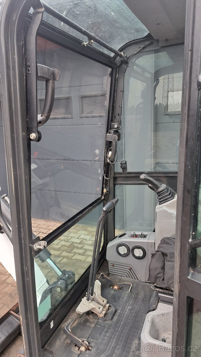 Minibagr Bobcat E19, 2023 r.v. Motor Kubota, 1885kg - 12