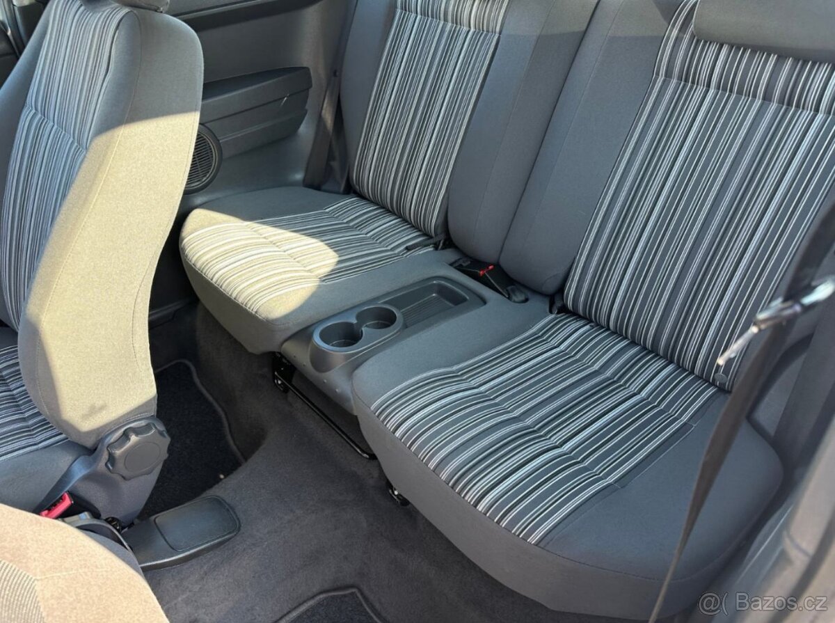 Nabízím Volkswagen Fox 1.2 40kw - 12