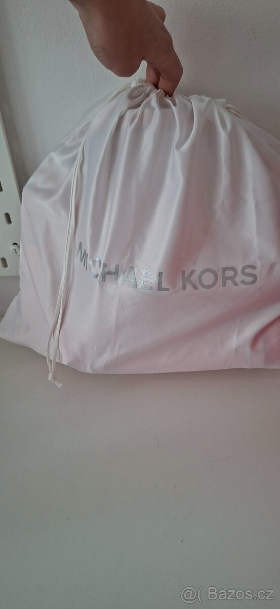 Krásná kožená kabelka Michael Kors - 12
