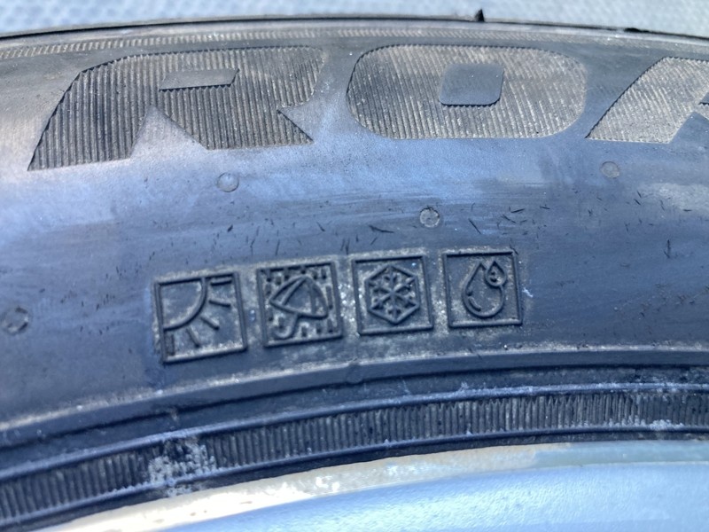 Alu kola VW TIGUAN II 18" 5x112 celoroční NEXEN 235/55R18 - 12