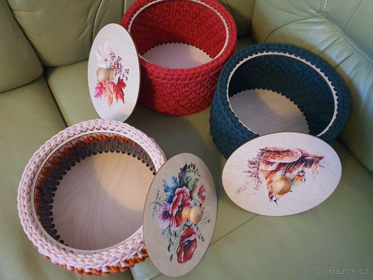 sbírka - sada háčkovaných úložných košů - 12