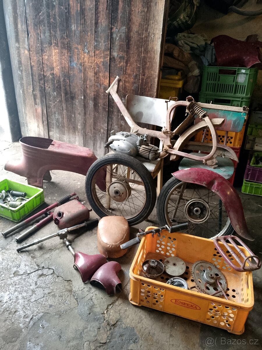 Jawa pionýr 555 - 12