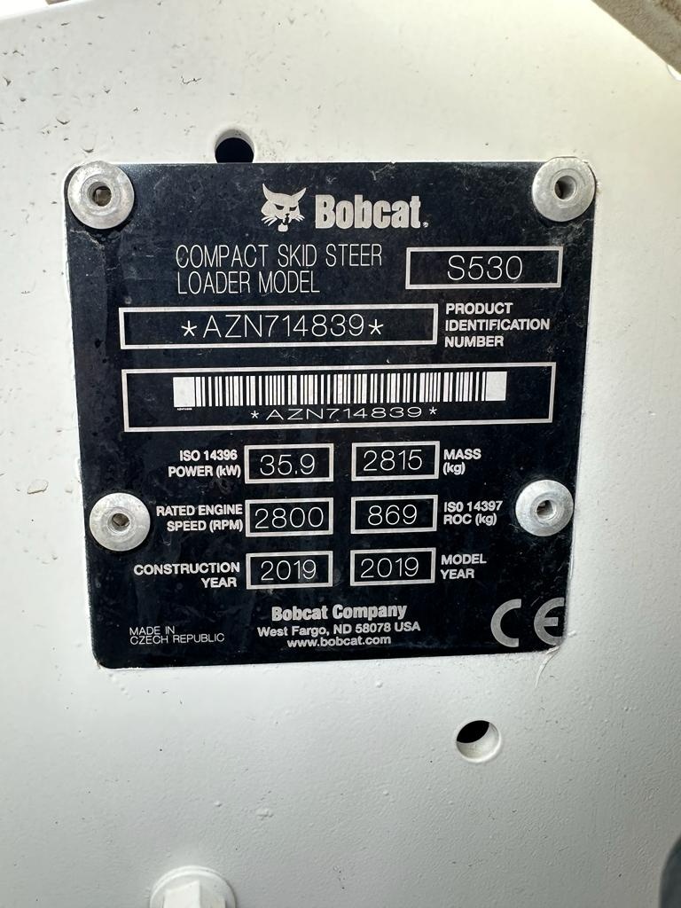 Smykový nakladač Bobcat S530 - 12