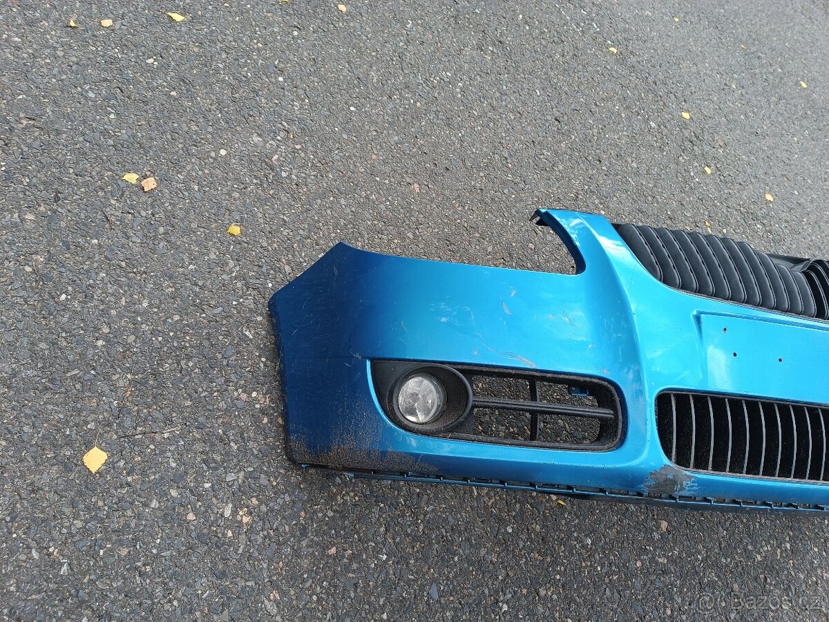 Skoda Fabia 2 - přední kapota - 12