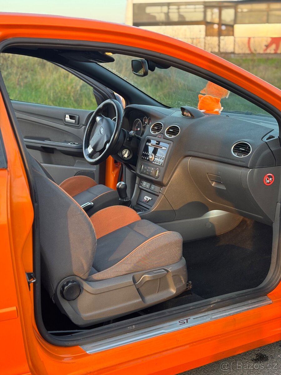 Ford Focus st225 - 12