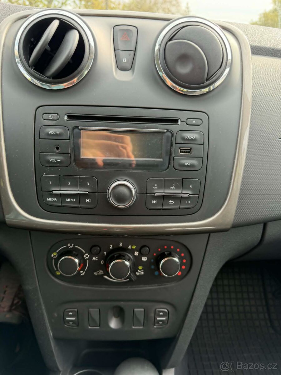Dacia Sandero 1,2 klima - 12