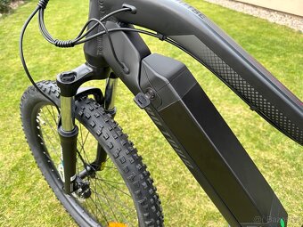 NOVÉ celoodpružené elektrokolo; rám 18,5”, bat. SAMSUNG 14Ah - 12