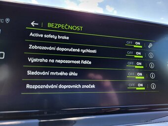 PEUGEOT 2008 GT 1.2 PureTech 130k AUTOMAT - ČR - 1.majitel - 12