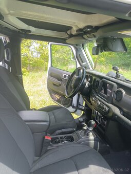 Jeep Wrangler UNLIMITED 2.2 CRDI Sport - 12