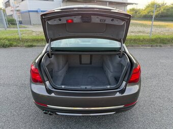 BMW 730d F01 190kW xDrive 2013 | DPH, ČR, headup, 360 kamera - 12